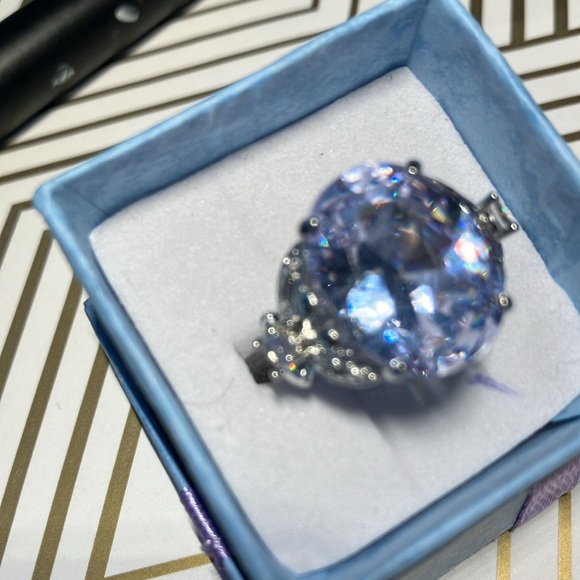 Ring#444 - Picture 2 of 4